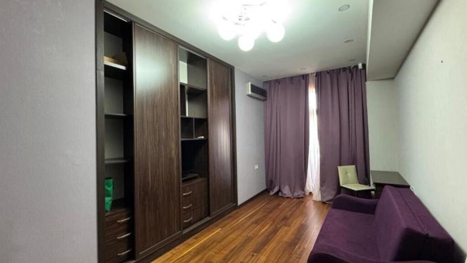 Satılır 4 otaqlı yeni tikili, 200 m², Elmlər Akademiyası m.-9