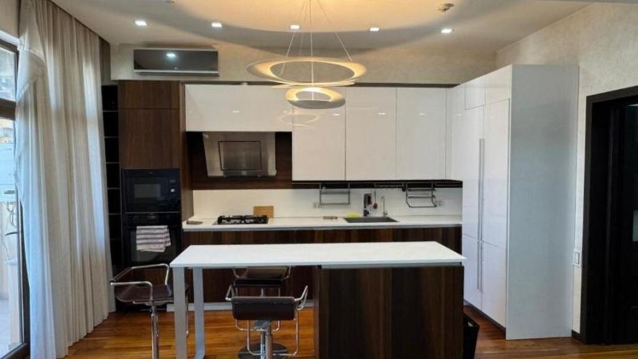 Satılır 4 otaqlı yeni tikili, 200 m², Elmlər Akademiyası m.-10