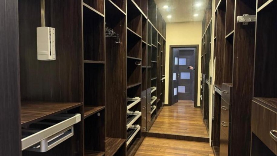 Satılır 4 otaqlı yeni tikili, 200 m², Elmlər Akademiyası m.-11