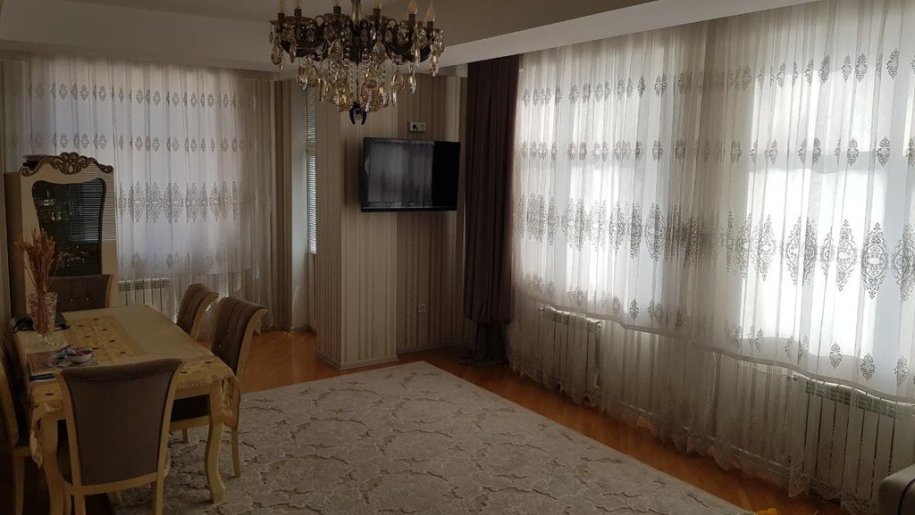 Satılır 3 otaqlı yeni tikili, 130 m², Neftçilər m.-1
