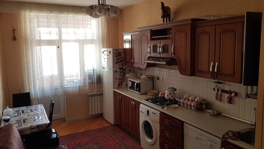 Satılır 3 otaqlı yeni tikili, 130 m², Neftçilər m.-7
