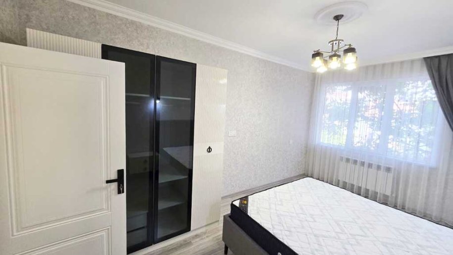 Kirayə verilir 3 otaqlı köhnə tikili, 90 m², Memar Əcəmi m.-7