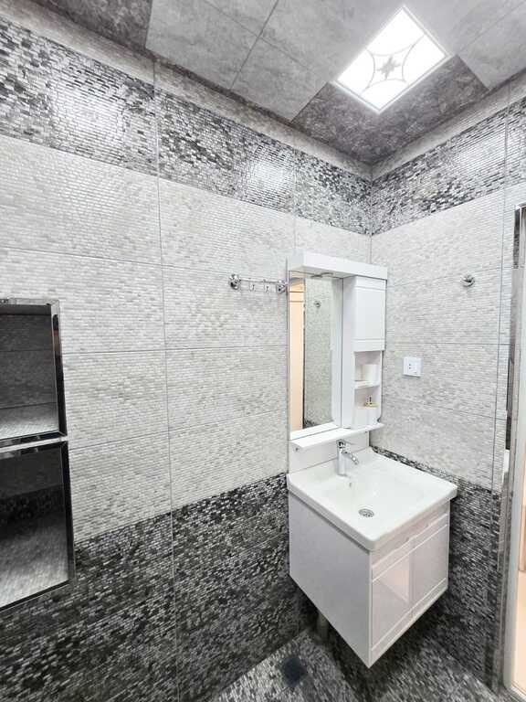 Kirayə verilir 3 otaqlı köhnə tikili, 90 m², Memar Əcəmi m.-11
