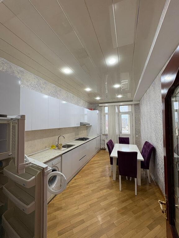 Satılır 3 otaqlı yeni tikili, 135 m², Nəsimi-6