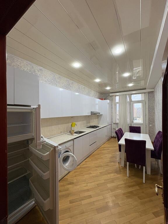 Satılır 3 otaqlı yeni tikili, 135 m², Nəsimi-7