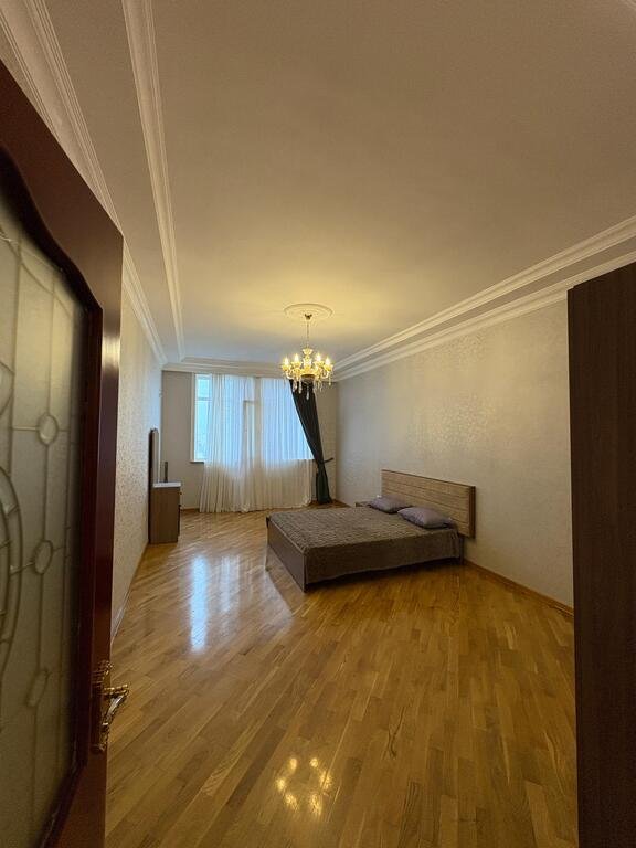 Satılır 3 otaqlı yeni tikili, 135 m², Nəsimi-18