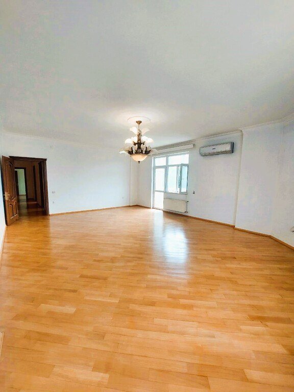 Satılır 4 otaqlı yeni tikili, 220 m², Elmlər Akademiyası m.-2