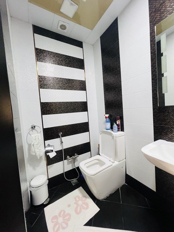 Satılır 3 otaqlı yeni tikili, 130 m², Memar Əcəmi m.-13