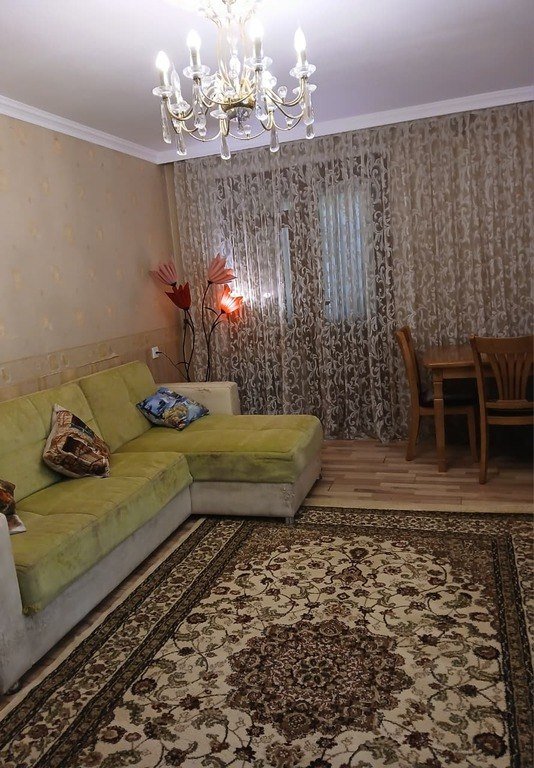 Kirayə verilir 2 otaqlı köhnə tikili, 50 m², Elmlər Akademiyası m.-1