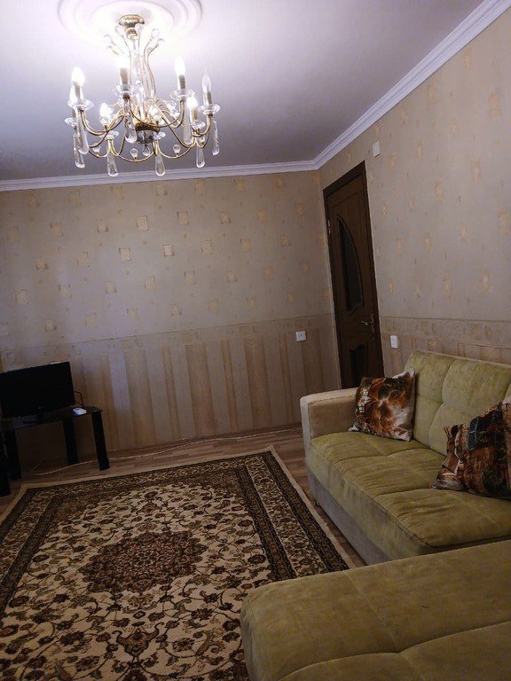 Kirayə verilir 2 otaqlı köhnə tikili, 50 m², Elmlər Akademiyası m.-2