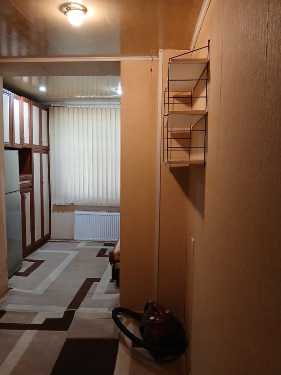 Kirayə verilir 2 otaqlı köhnə tikili, 50 m², Elmlər Akademiyası m.-3