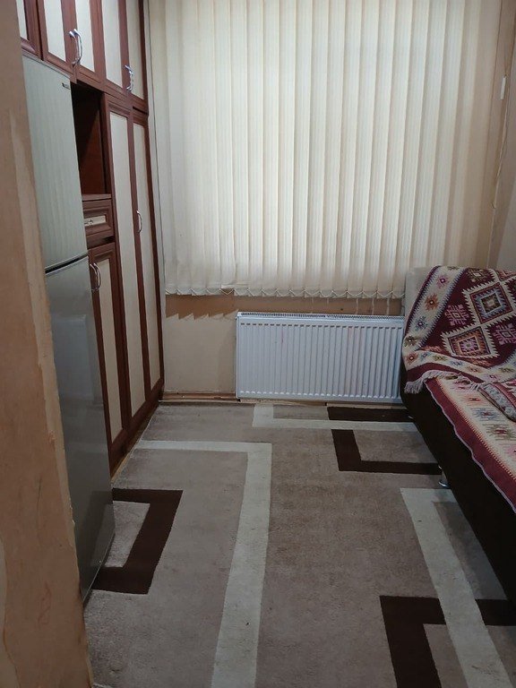 Kirayə verilir 2 otaqlı köhnə tikili, 50 m², Elmlər Akademiyası m.-5