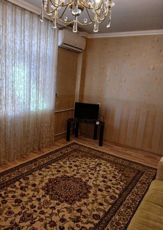 Kirayə verilir 2 otaqlı köhnə tikili, 50 m², Elmlər Akademiyası m.-6