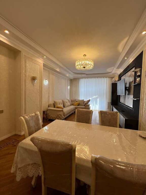 Satılır 3 otaqlı yeni tikili, 140 m², 28 May m.-3