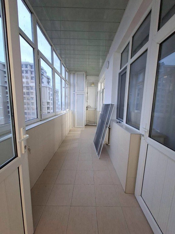 Satılır 4 otaqlı yeni tikili, 165 m², İnşaatçılar m.-19