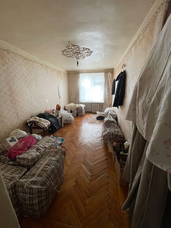 Satılır 3 otaqlı köhnə tikili, 70 m², İnşaatçılar m.-1