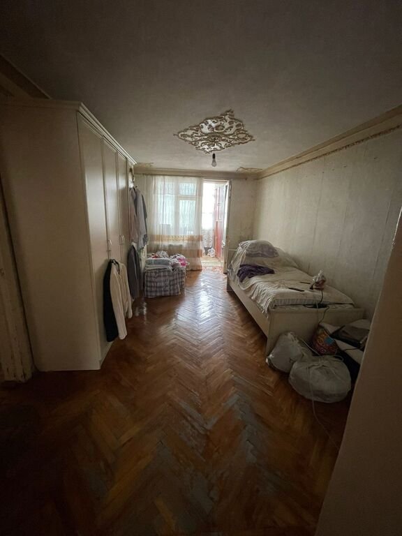 Satılır 3 otaqlı köhnə tikili, 70 m², İnşaatçılar m.-2