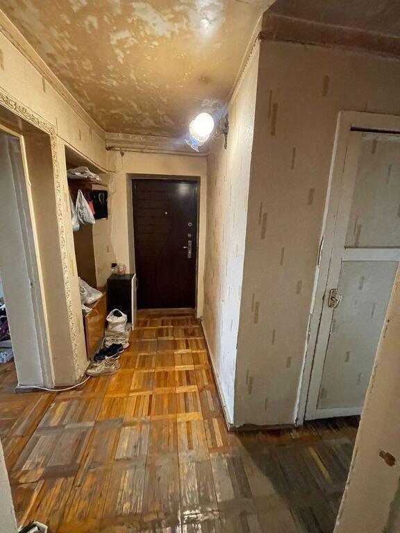 Satılır 3 otaqlı köhnə tikili, 70 m², İnşaatçılar m.-6