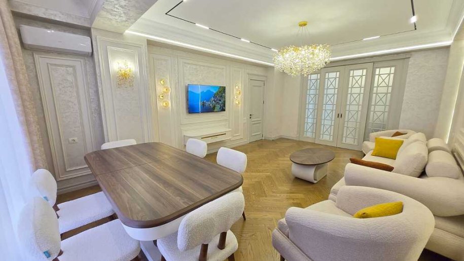 Satılır 4 otaqlı yeni tikili, 177 m², Nəriman Nərimanov m.-6