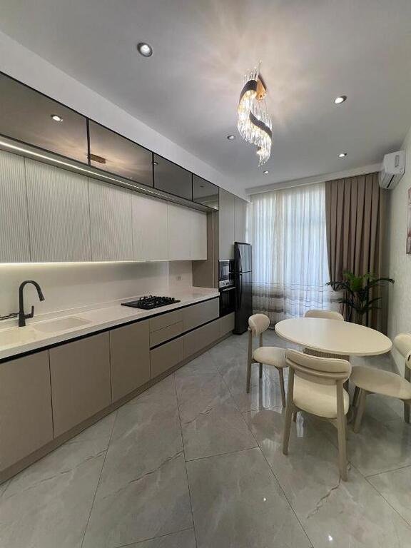 Satılır 4 otaqlı yeni tikili, 145 m², 8 noyabr-14