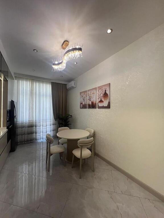 Satılır 4 otaqlı yeni tikili, 145 m², 8 noyabr-16