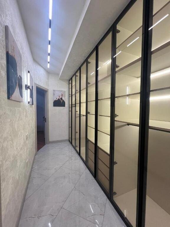 Satılır 4 otaqlı yeni tikili, 145 m², 8 noyabr-17