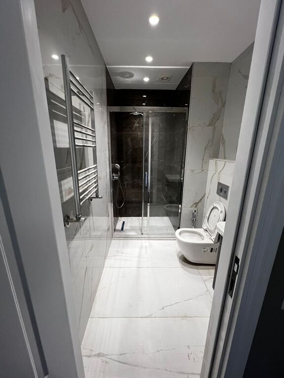 Satılır 4 otaqlı yeni tikili, 121 m², İnşaatçılar m.-13