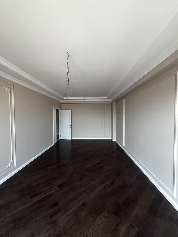Satılır 4 otaqlı yeni tikili, 121 m², İnşaatçılar m.-15