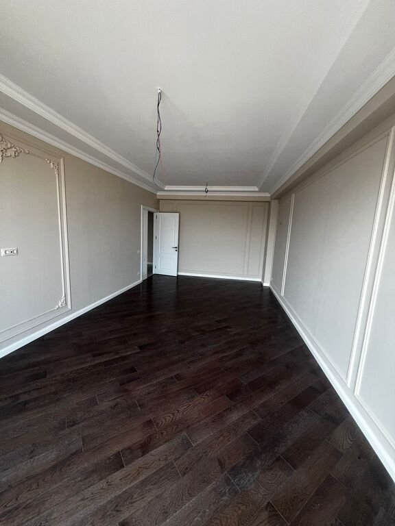 Satılır 4 otaqlı yeni tikili, 121 m², İnşaatçılar m.-27