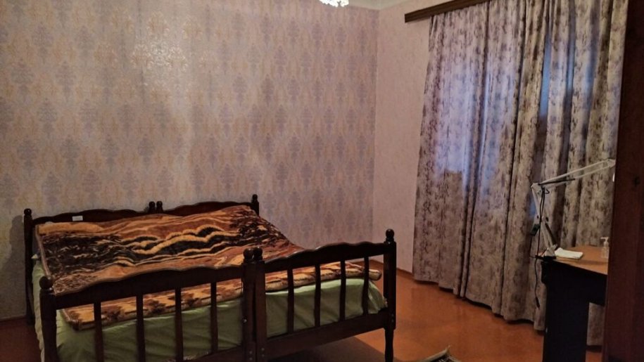 Satılır 3 otaqlı köhnə tikili, 80 m², Bayıl-2