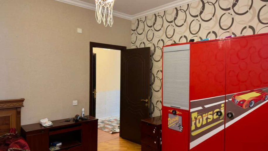 Satılır 3 otaqlı yeni tikili, 128 m², İnşaatçılar m.-8