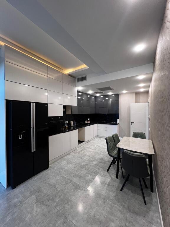 Satılır 3 otaqlı yeni tikili, 157 m², Elmlər Akademiyası m.-12