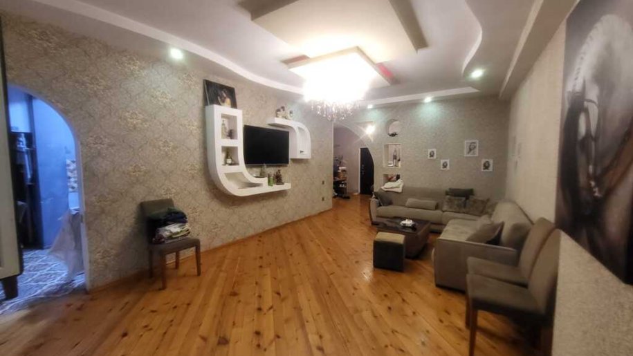 Satılır 2 otaqlı yeni tikili, 78 m², İnşaatçılar m.-13