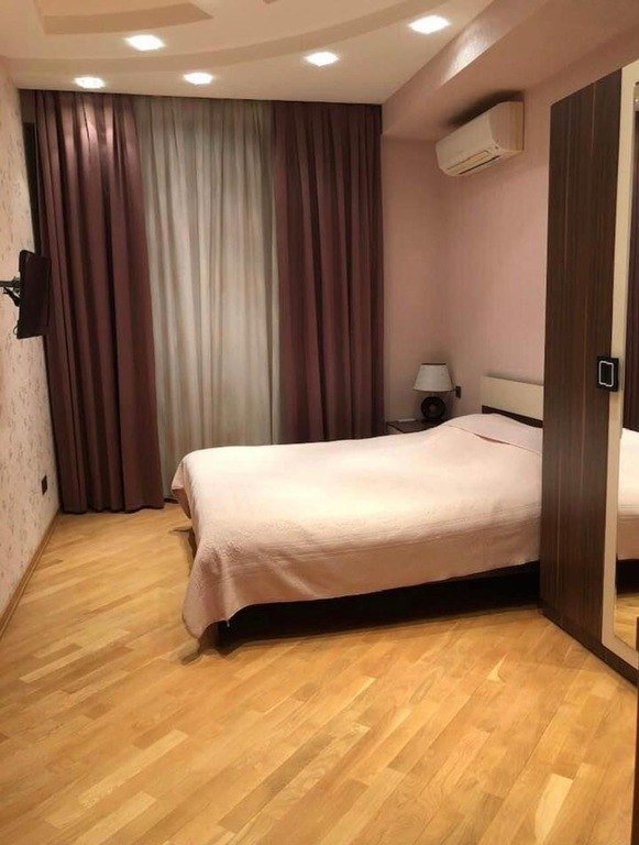 Kirayə verilir 3 otaqlı yeni tikili, 145 m², 28 May m.-3