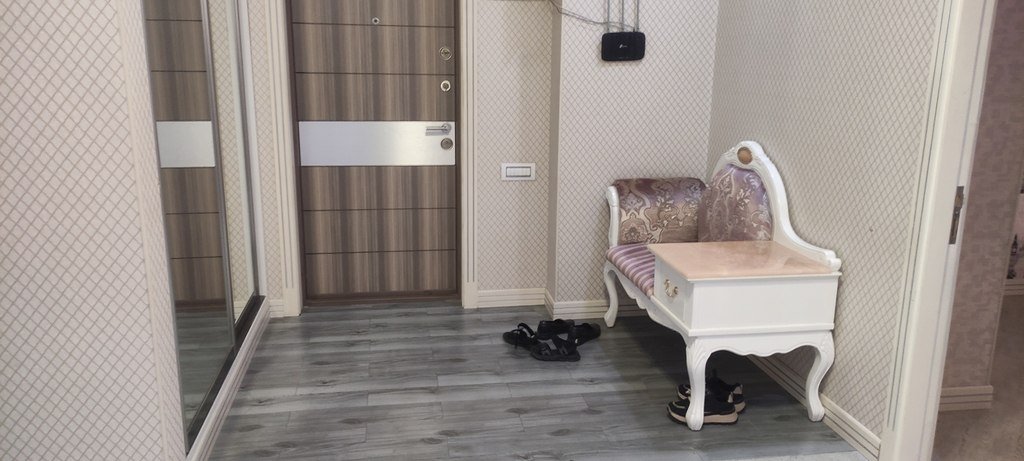 Kirayə verilir 3 otaqlı yeni tikili, 130 m², Xətai m.-7