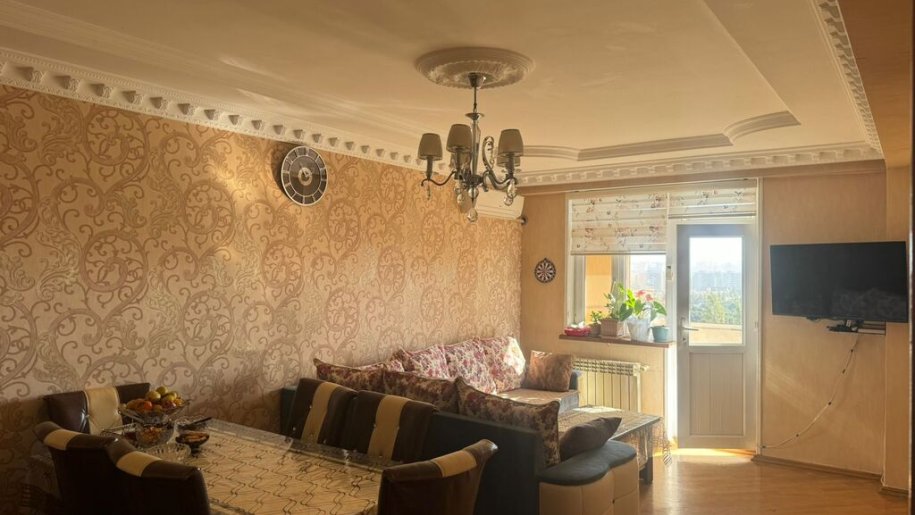 Satılır 2 otaqlı yeni tikili, 60 m², İnşaatçılar m.-1