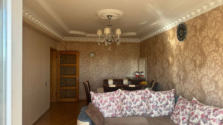 Satılır 2 otaqlı yeni tikili, 60 m², İnşaatçılar m.-2