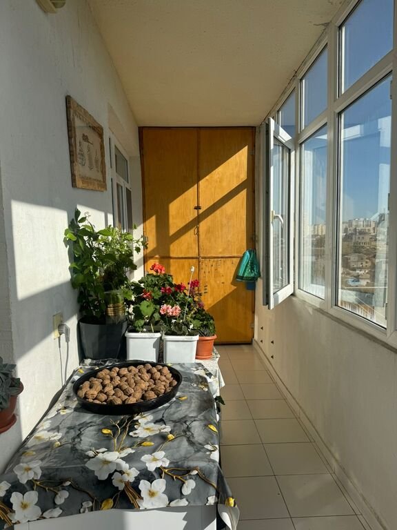 Satılır 2 otaqlı yeni tikili, 60 m², İnşaatçılar m.-10