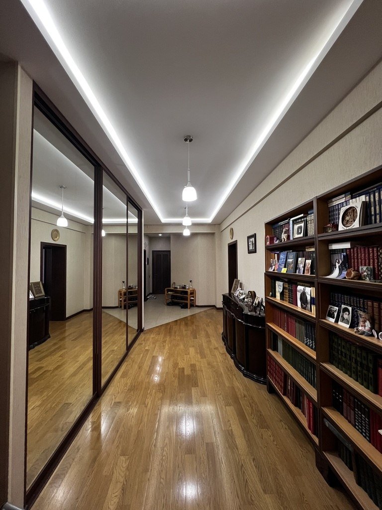 Satılır 4 otaqlı yeni tikili, 183 m², Elmlər Akademiyası m.-4