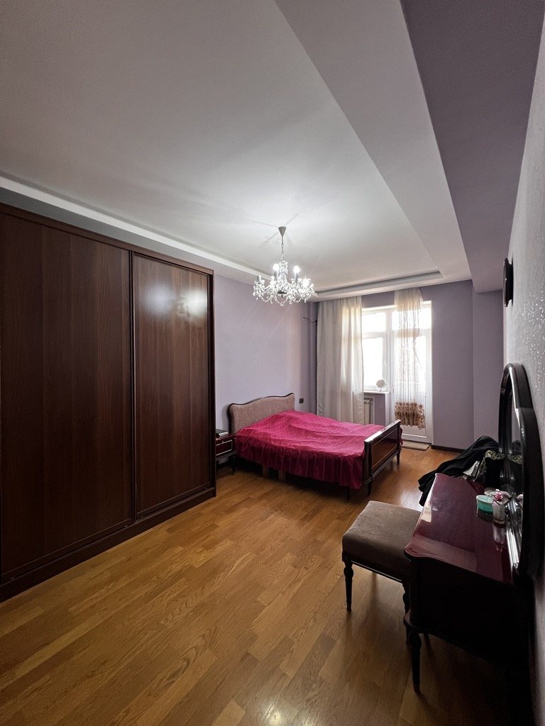 Satılır 4 otaqlı yeni tikili, 183 m², Elmlər Akademiyası m.-8