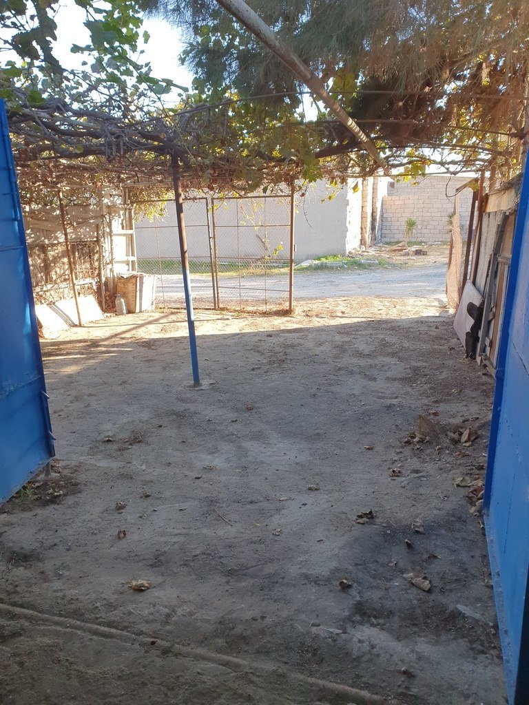 18 m<sup>2</sup> qaraj satılır, Hövsan-1