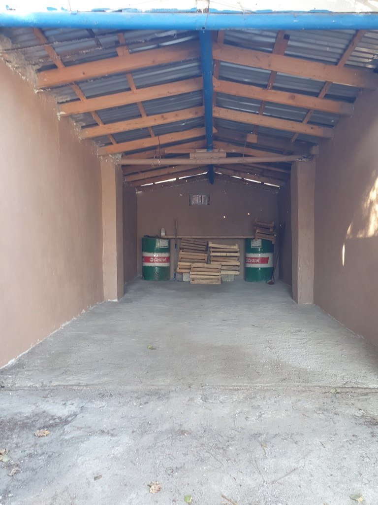 18 m<sup>2</sup> qaraj satılır, Hövsan-9