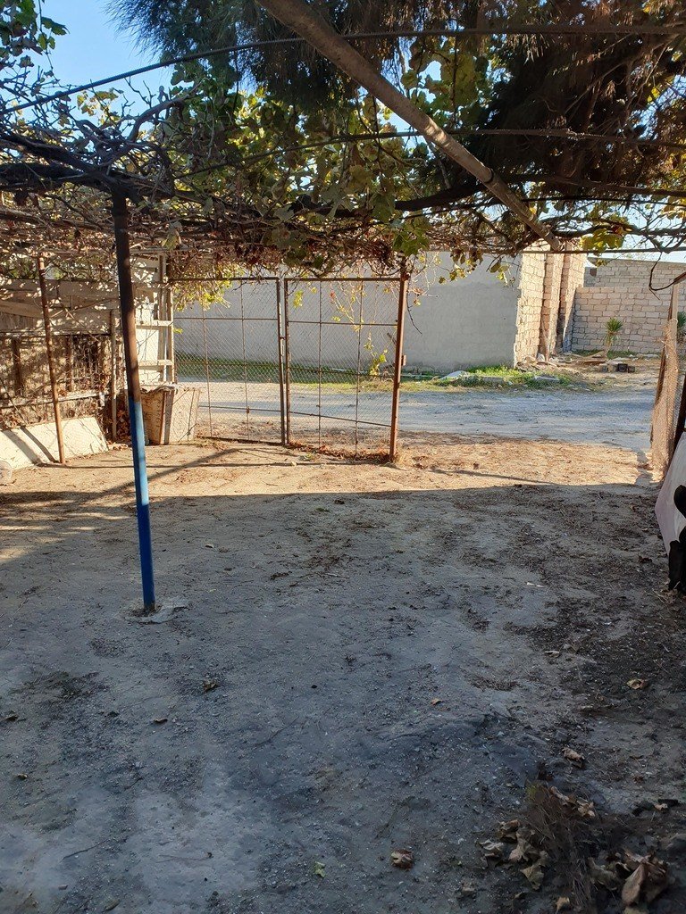 18 m<sup>2</sup> qaraj satılır, Hövsan-13