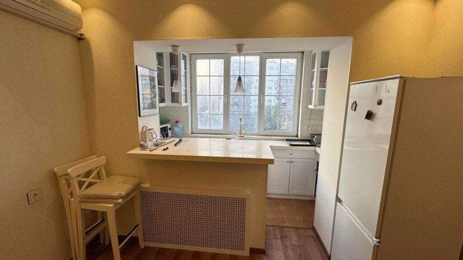 Satılır 3 otaqlı köhnə tikili, 60 m², Əhmədli m.-1