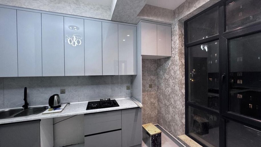 Satılır 3 otaqlı yeni tikili, 86 m², Qara Qarayev m.-6