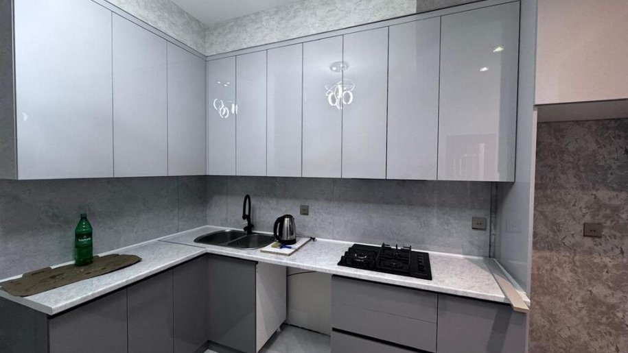 Satılır 3 otaqlı yeni tikili, 86 m², Qara Qarayev m.-8