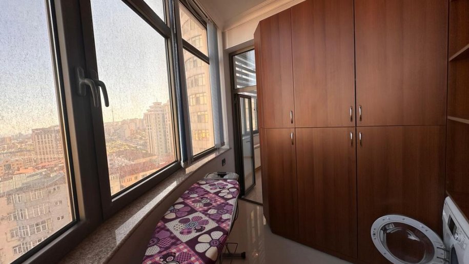 Kirayə verilir 3 otaqlı yeni tikili, 180 m², Nizami m.-16