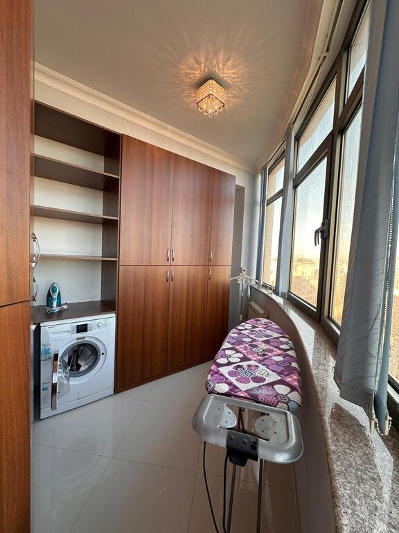 Kirayə verilir 3 otaqlı yeni tikili, 180 m², Nizami m.-18