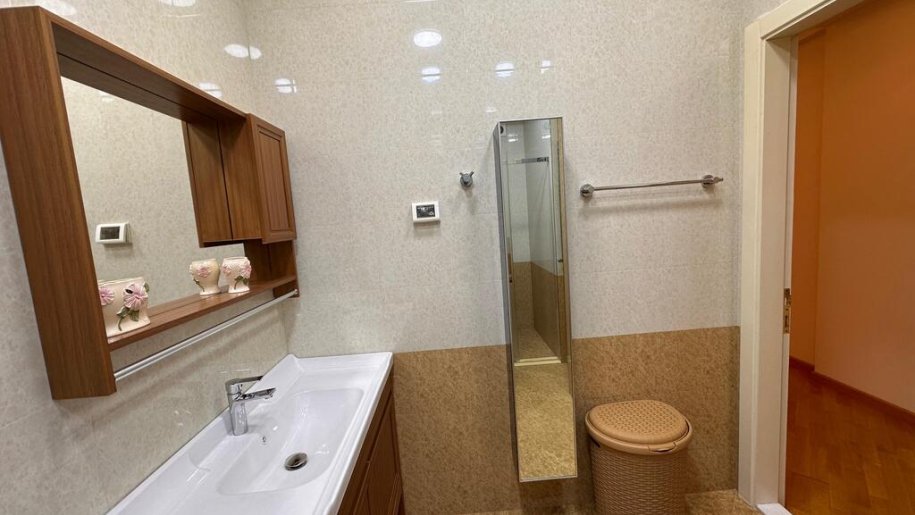 Kirayə verilir 3 otaqlı yeni tikili, 180 m², Nizami m.-20