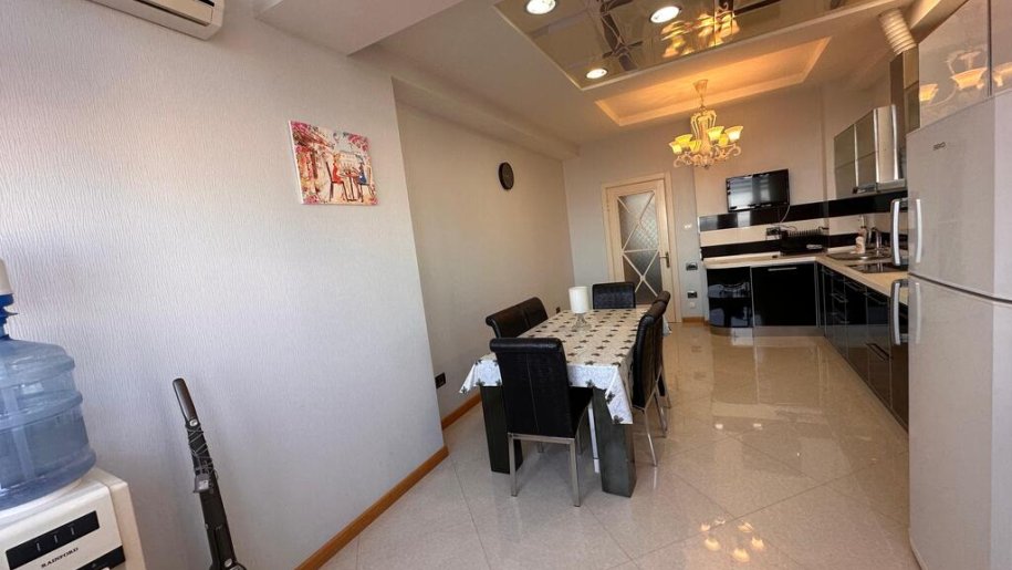 Kirayə verilir 3 otaqlı yeni tikili, 180 m², Nizami m.-26